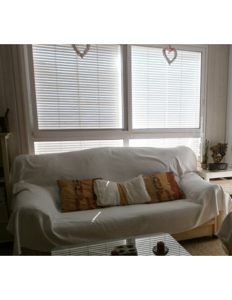 Persiana alicantina madera teñida barnizada o pintada "a medida"