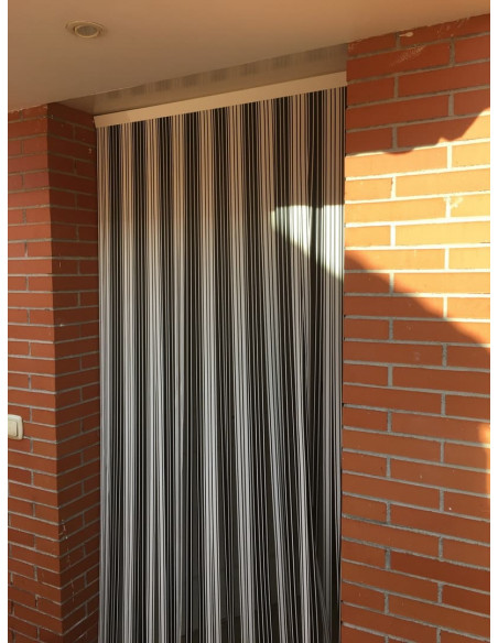 Cortina Exterior Para Puertas PVC Antimoscas - Bélgica